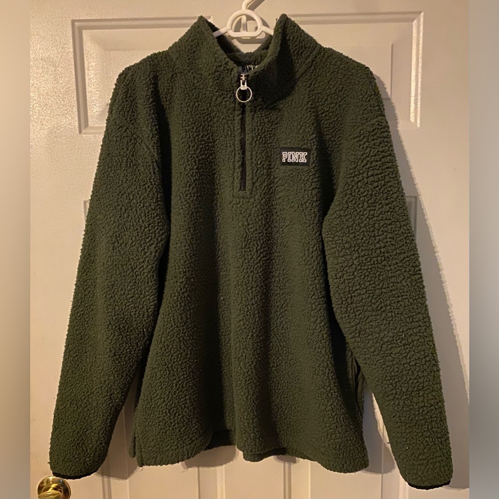 Softer than your Exs hugs and always there when you need it Large Sherpa pockets - Picture 1 of 14